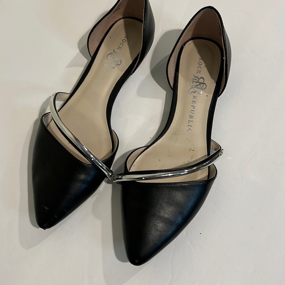 Rock & Republic Black Pointed D'Orsay Flats with Silver Accent